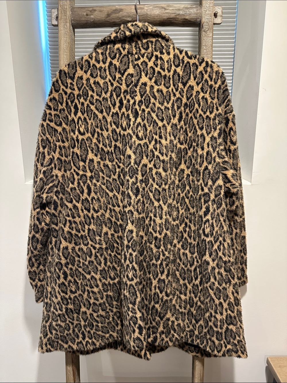 Avec Les Filles Leopard Print Teddy Coat in Tan and Black - Picture 4 of 4